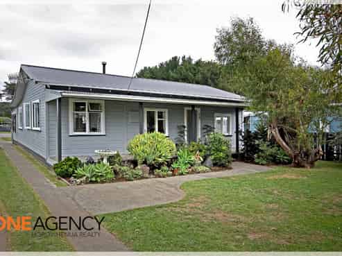 27 Punga Street, Tangimoana