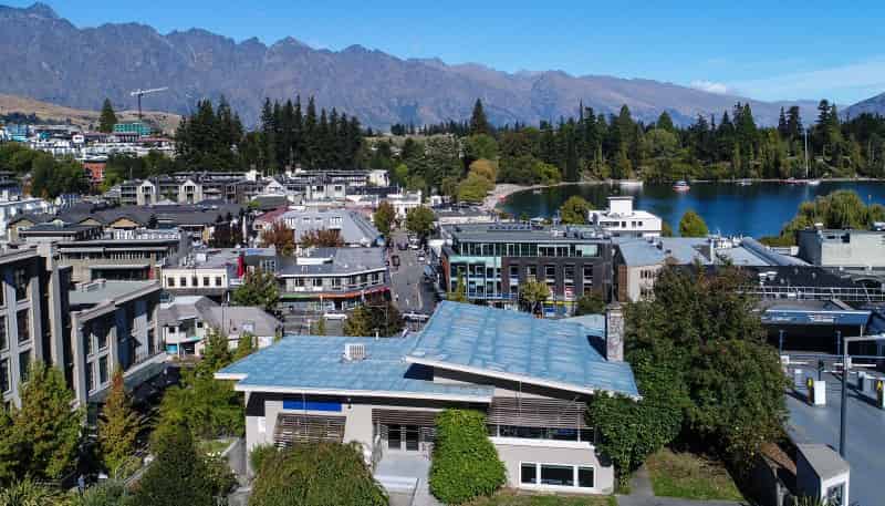 10 Man Street, Queenstown Central