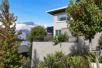 Downtown Queenstown Commercial Freehold