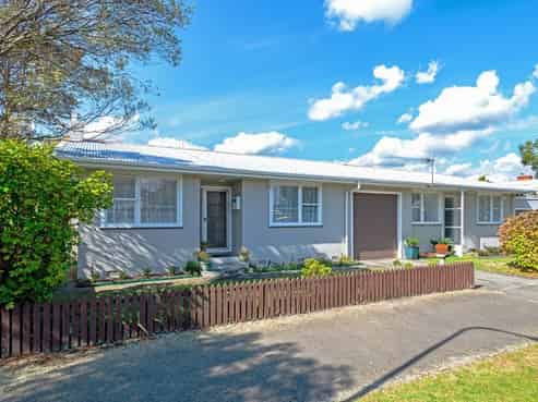 61 Bryant Street, Takaro