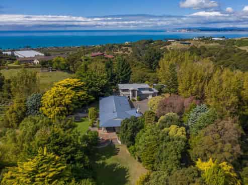 119 Kaimata Road, Bay View