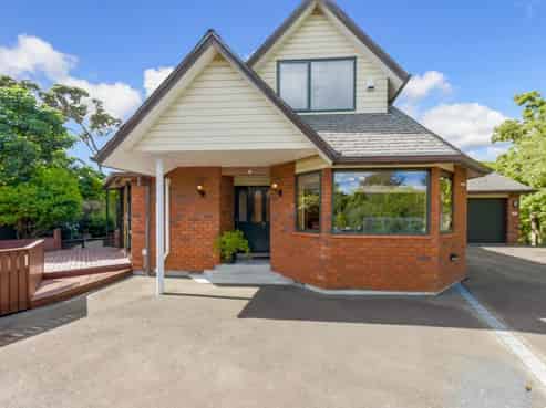 130F Woburn Road, Woburn