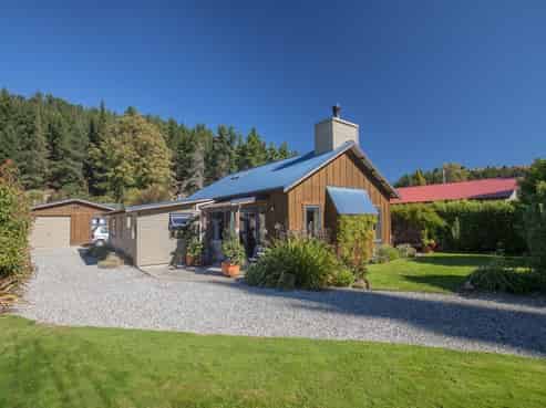 24 Kingan Road, Luggate