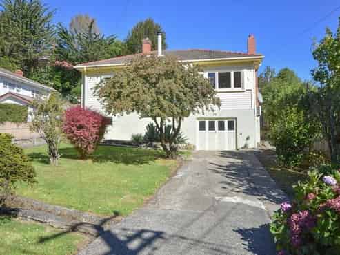 24 Antrim Street, Normanby