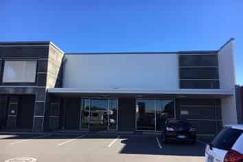 Be part of established retail complex