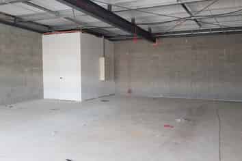 BRAND NEW CAVENDISH DRIVE RETAIL