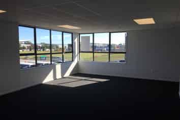 Bright 2 Level Office in Sockburn