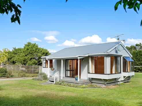 802 Waitakere Road, Kumeu