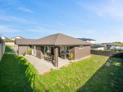 3 Boocock Crescent, Orewa