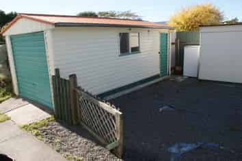 36 Lytton Road, Riverdale