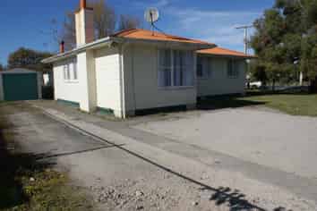 36 Lytton Road, Riverdale