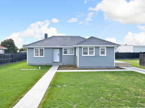 4 Robertson Place, Rukuhia