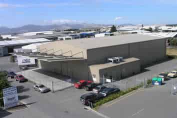 Hornby Coolstore available