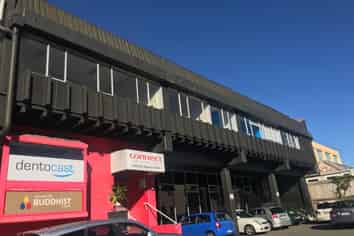 TIDY OFFICE OFF ADELAIDE ROAD