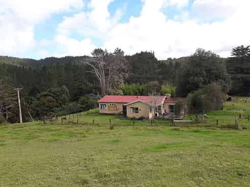 1053 Waiotehue Road, Herekino