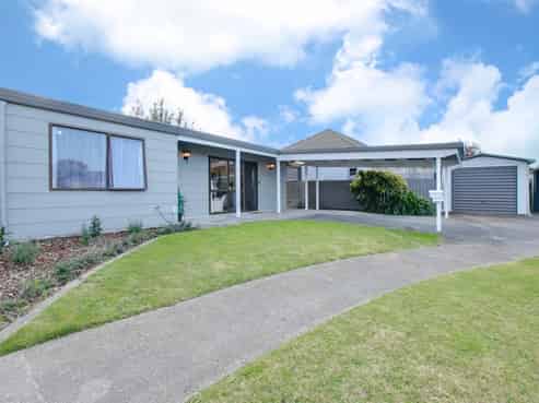 1A Barton Place, Marewa