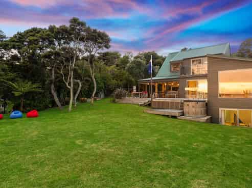 167 Attwood Road, Paremoremo