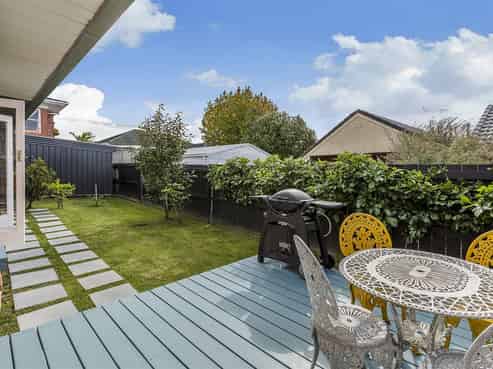 2/783 Te Atatu Road, Te Atatu Peninsula