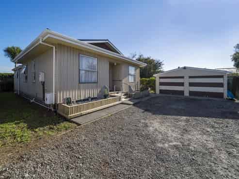 8A Fitzroy Street, Normanby