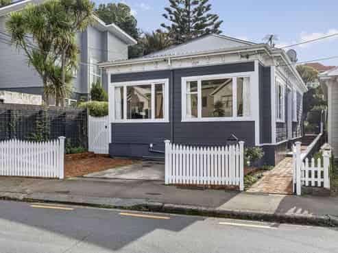 8 Henry Street, Kilbirnie