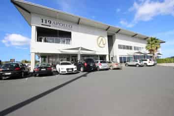 SEEKING HEALTH BUSINESSES FOR APOLLO CLINIC