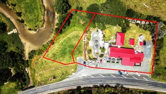 2039 Paparoa Valley Road Paparoa, 