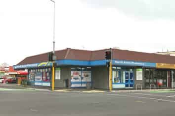 Pharmacy moving! Corner profile for $300sqm net