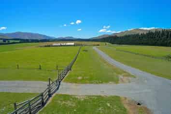 620 Coleridge Road, Windwhistle