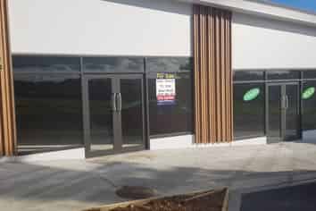 BRAND NEW RETAIL SILVERDALE - MOVE IN READY!