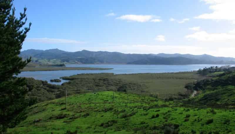 579 Sh25, Whangapoua