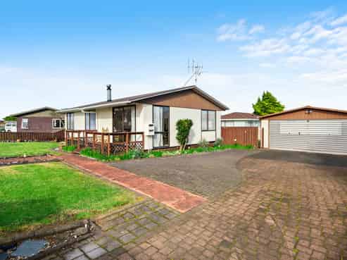 109 Shifnal Drive, Randwick Park