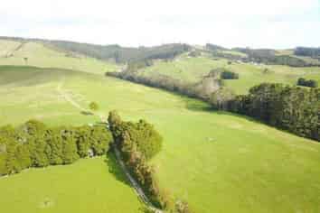 543 West Coast Road, Makarau