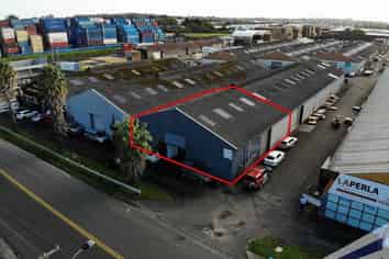 Versatile Warehouse Space