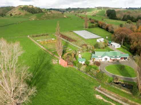 17 Okoia Road, Okoia