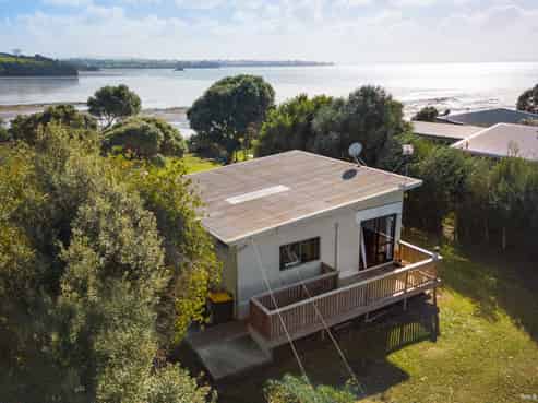 503 Matakawau Road, Awhitu