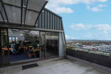 Landmark Building - Trophy Redevelopment