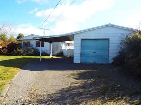 19 South Road, Mamaku