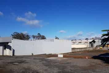 High Profile Yard Space