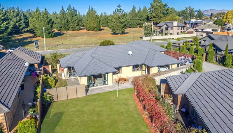 73 Waitikiri Drive, Burwood