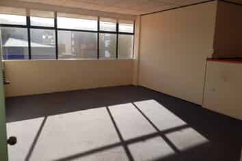 Large Tidy Office Space in CBD