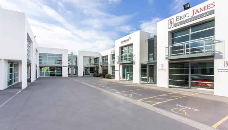  8/211 Ferry Road, Waltham