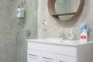 12 Earlsworth Road, Mangere East