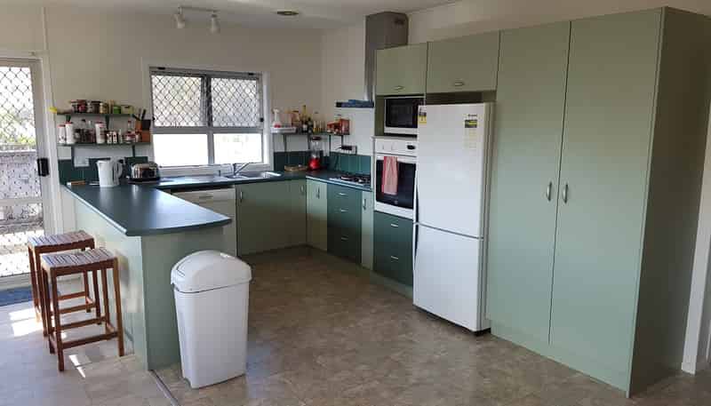 12 Earlsworth Road, Mangere East