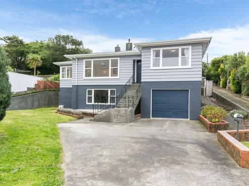 45 Bracken Road, Paparangi