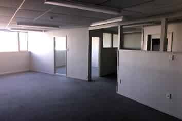 Tidy office space in Manurewa CBD 