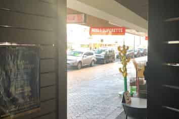 Tidy office space in Manurewa CBD 