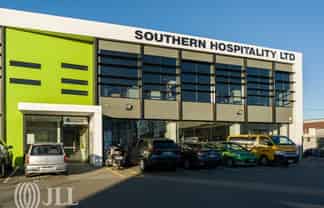 Sublease - Fully fitted out on Manchester!