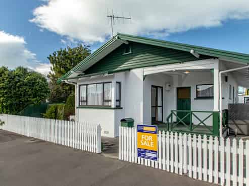 4 Latham Street, Napier South