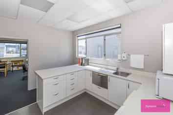 Commercial Opportunity !! Ignore other pricing !!