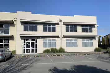 Affordable Suburban Office With Extensive Fitout & Carparks